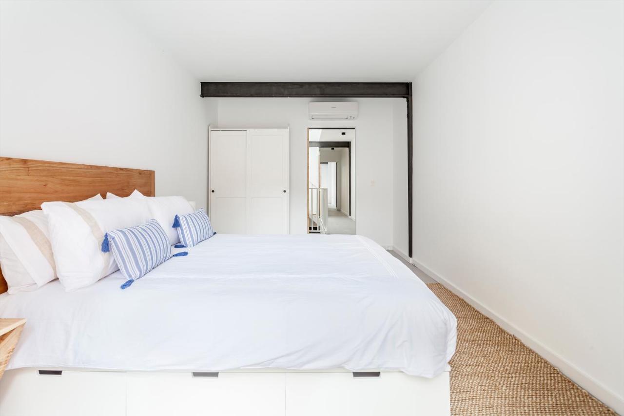 Three Floor House With Terrace Villa Valencia Exterior foto